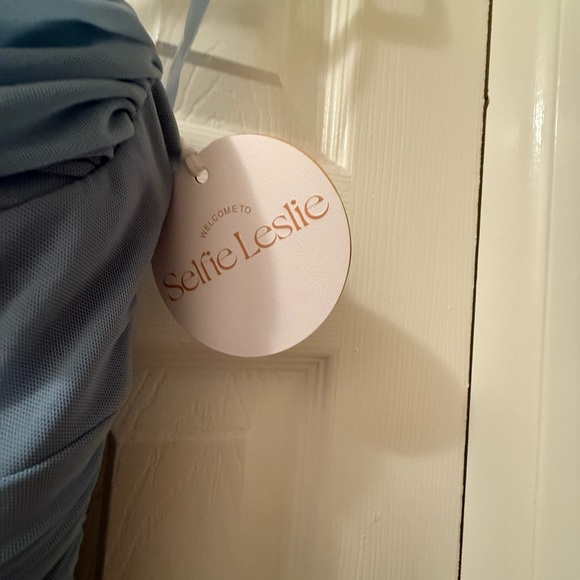 Selfie Leslie Blue Bodycon Midi Dress Sweetheart Neckline - Picture 5 of 7